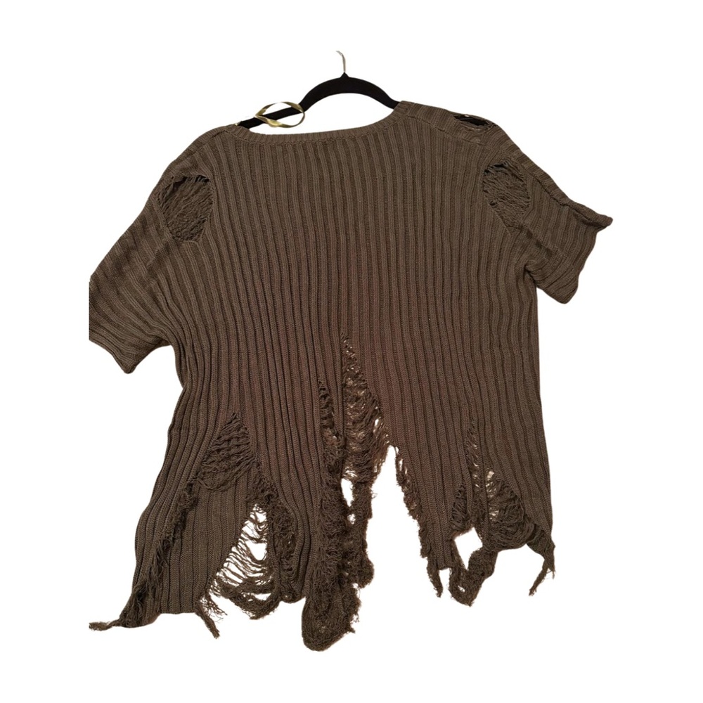 Distressed Fringe Distressed Top - Picture 3 of 4